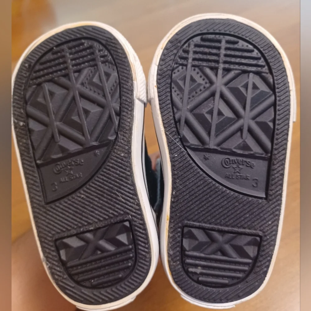 Converse Infant Shoes Size 3 Black Gray Hook & Loop Chuck Taylor All Star
